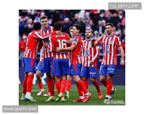 巴萨友谊赛惊险胜马竞4-3争议判罚引发全场热议