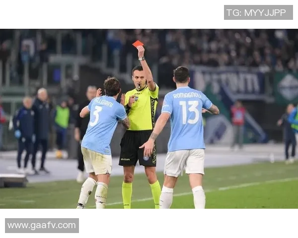 足总杯激战AC米兰凭神扑险胜莱比锡争议判罚引发热议